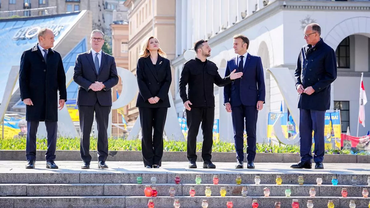 Macron, Starmer, Merz y Tusk se reúnen con Zelenski en Kiev