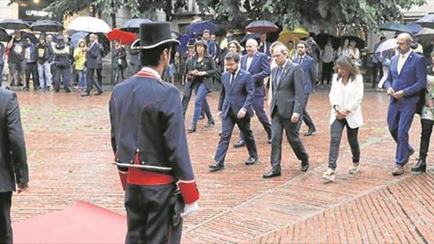 Cataluña celebra una Diada más dividida y pendiente del Supremo