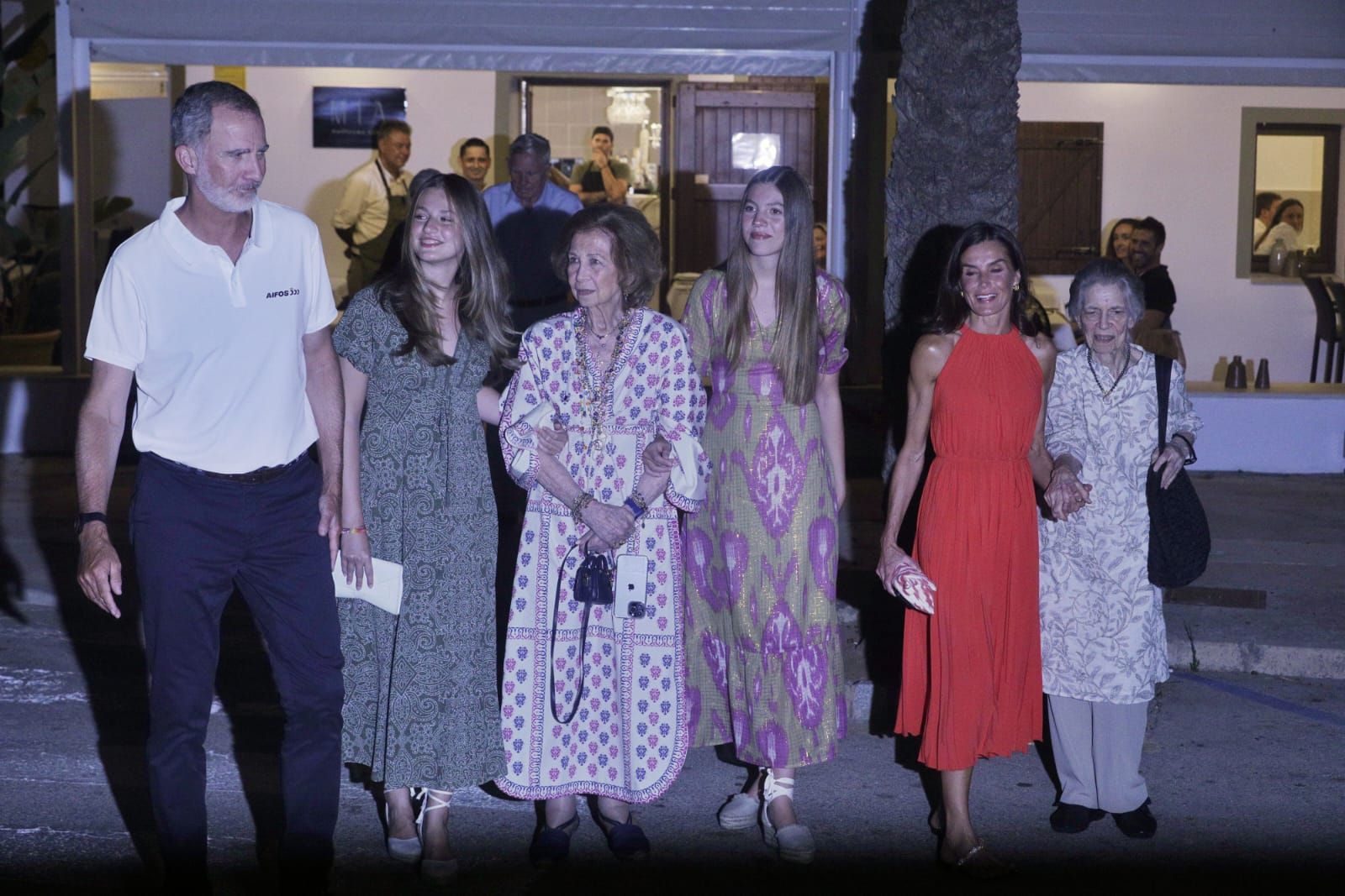 FOTOS | La Familia Real salieron a cenar al restaurante Mia, situado en el Portitxol.