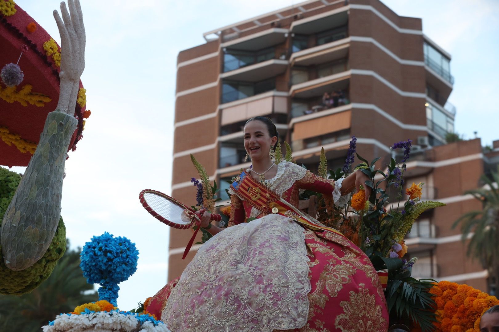 Fin de Feria para Carmen, Nerea y las cortes 2022 en la Batalla de Flores