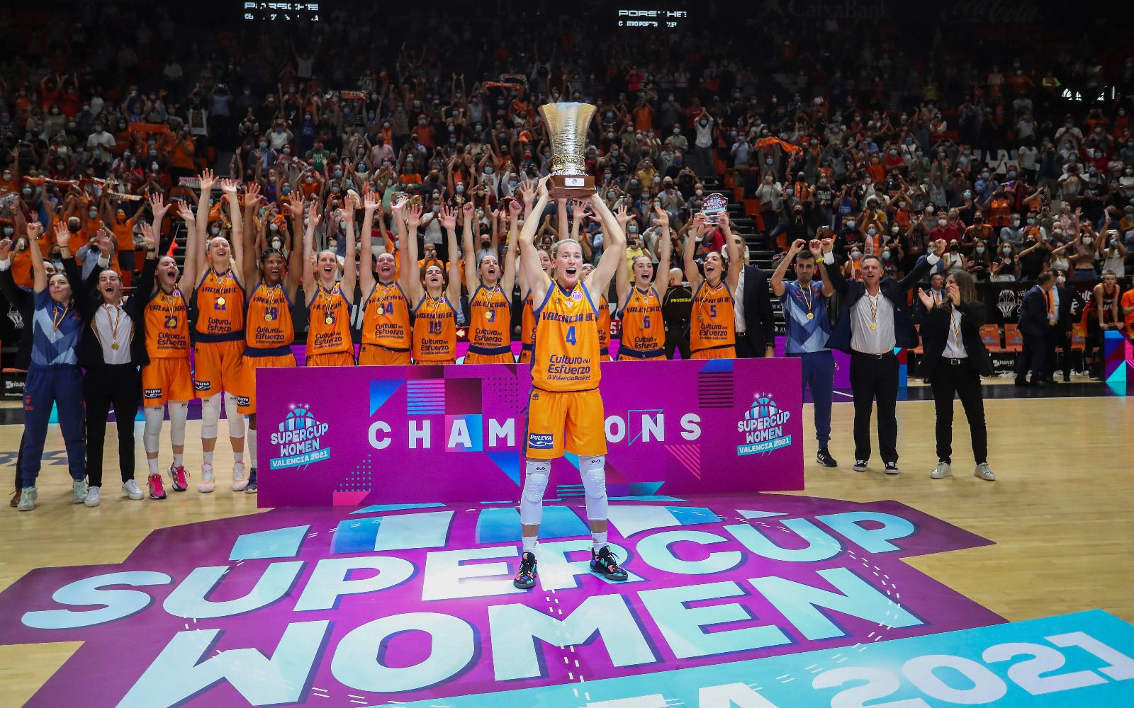 El Valencia Basket conquista la Supercopa de Europa (75-68)