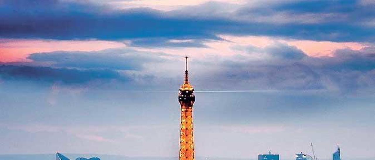 La torre Eiffel, símbolo de París.