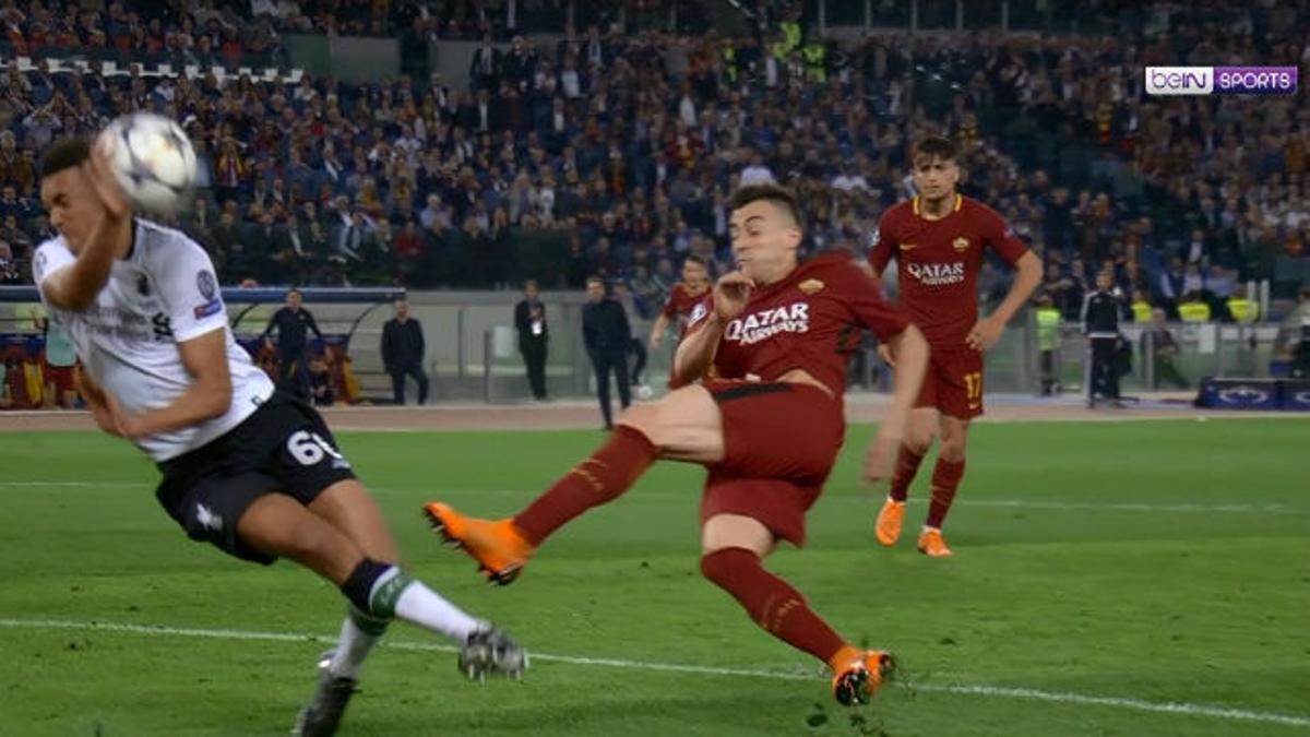LACHAMPIONS |  Roma - Liverpool (4-2): Arnold se marcó un Marcelo para evitar un gol de la Roma