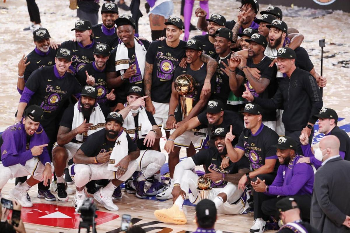 Los Ángeles Lakers se proclaman campeones de la NBA 2020 tras destrozar a los Miami Heat (106-93) en el sexto partido de las finales NBA. Conquistan así el 17º anillo de la historia de la franquicia.