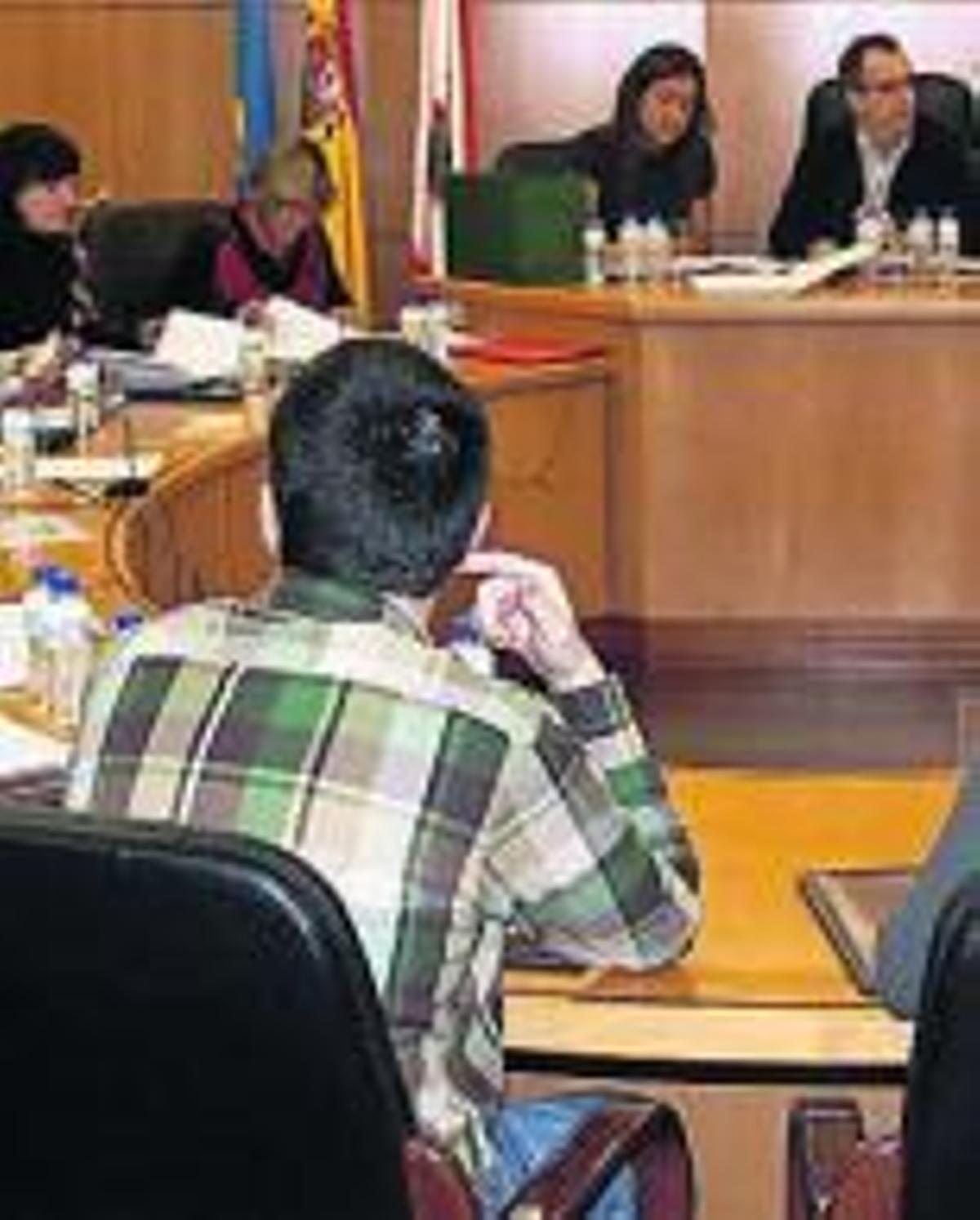 La sesión plenaria de ayer. | b. f.