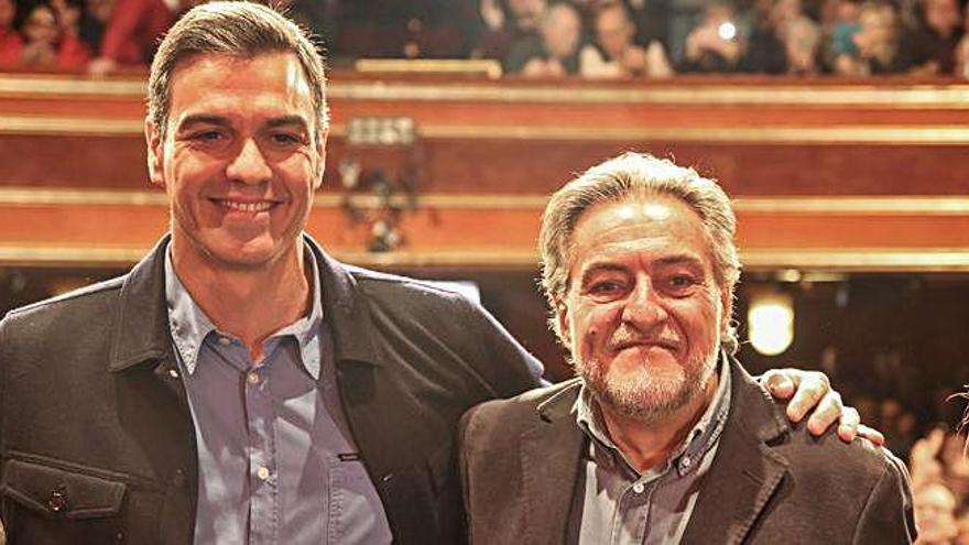 Sánchez dona suport a Pepu Hernández com a candidat