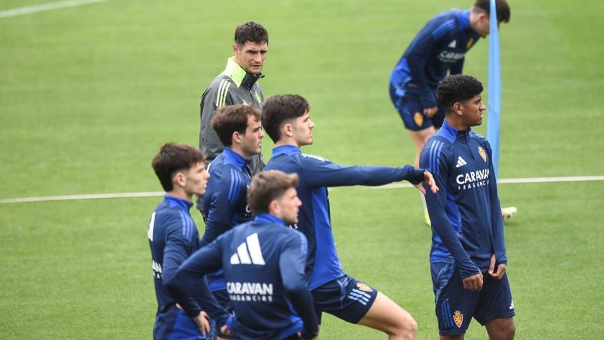Guti, Pau Sans, Francho, Vital y Adu Ares, en el entrenamiento de ayer.