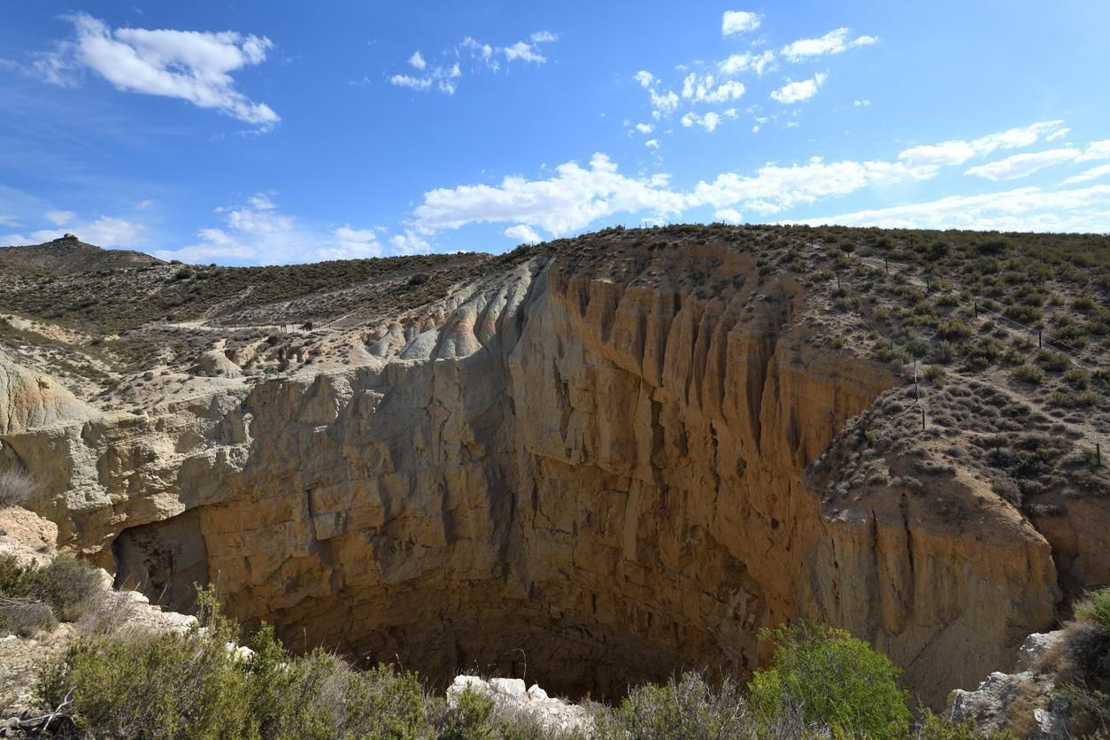 Así es la parte alta de La Sima de San Pedro, en Oliete