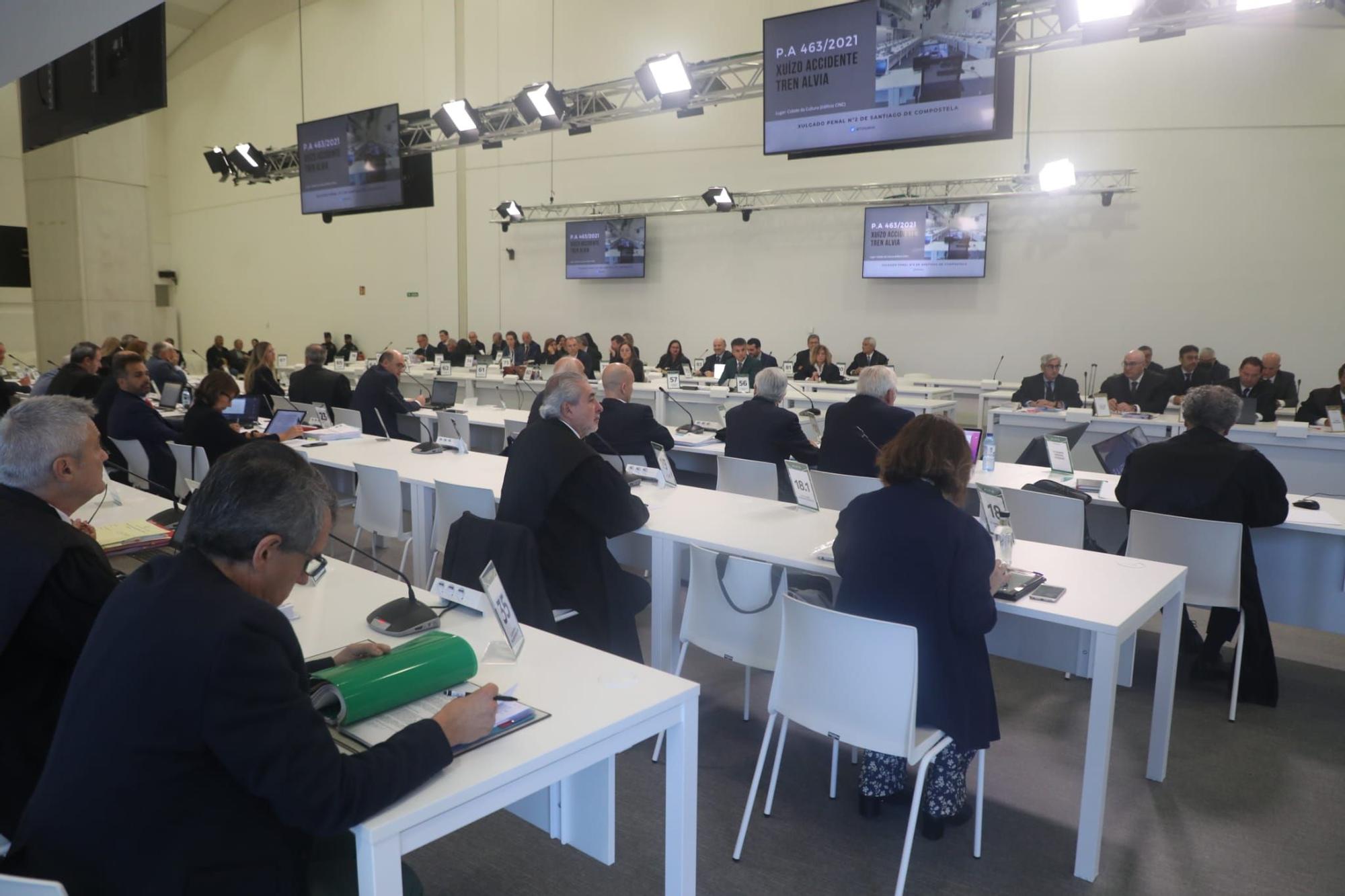 Primera jornada del juicio por el accidente del tren Alvia en Santiago de Compostela