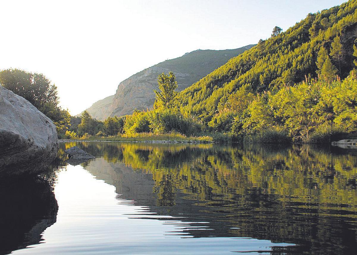 Poza en el río Mijares.