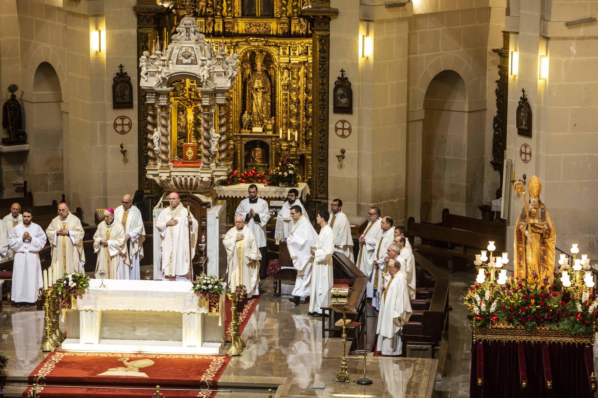 Alicante ha celebrado la festividad de su patrón, San Nicolás, con una misa en la Concatedral de San Nicolás y una procesión