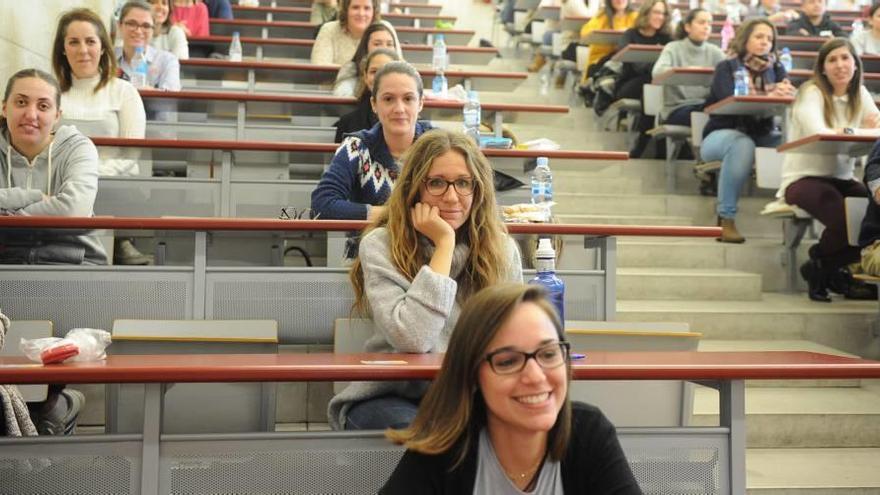 Último examen para hacerse con una plaza MIR en la Región de Murcia, celebrado en la Facultad de Economía del Campus de Espinardo.