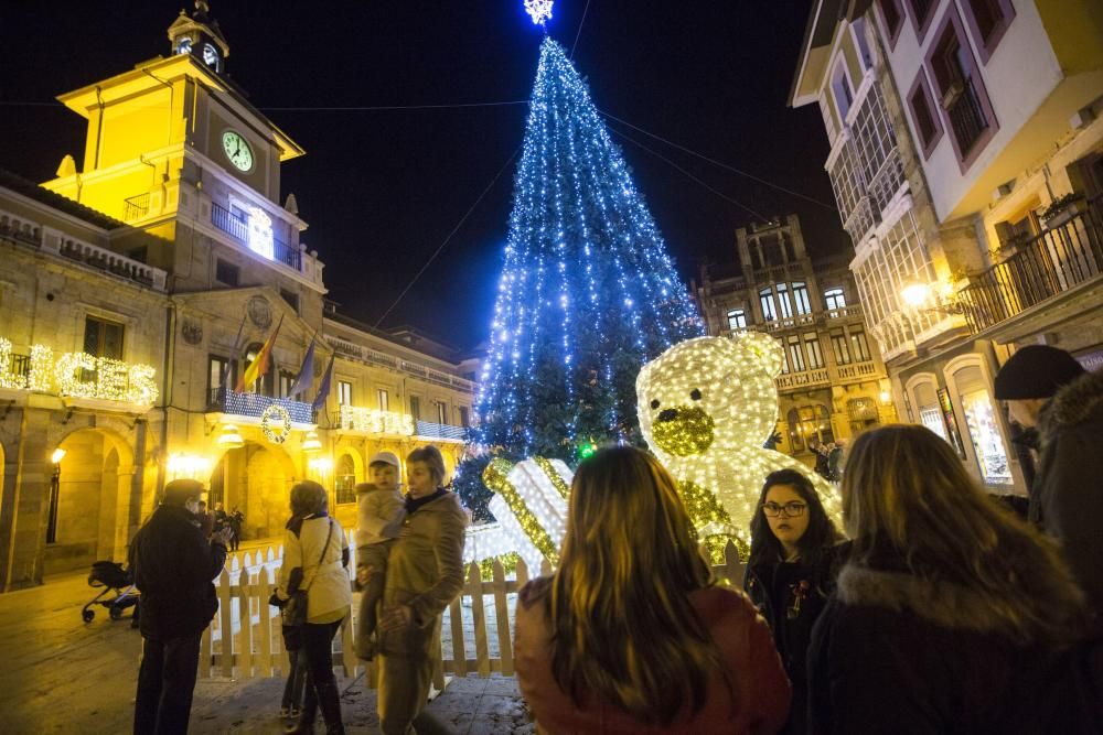 Luces navideñas en Oviedo