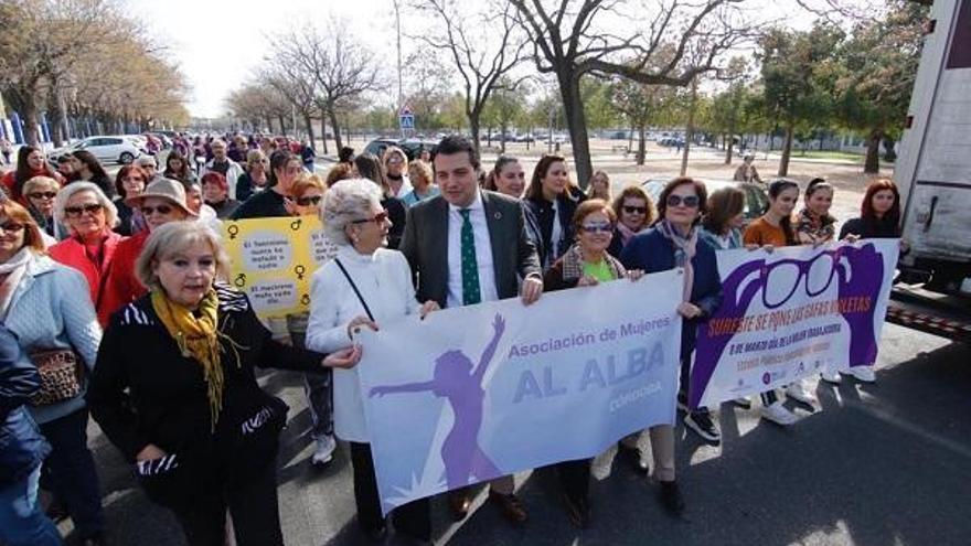 Distrito Sureste denuncia en su 32ª Marcha Popular el retroceso en derechos de la mujer