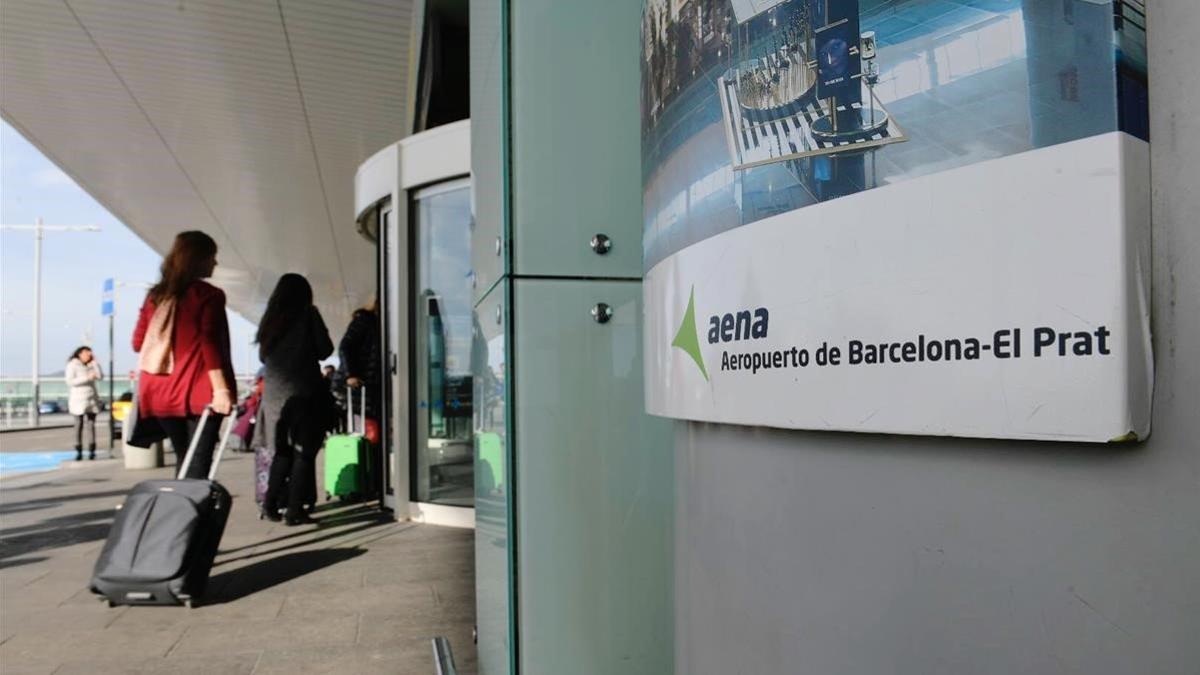 El aeropuerto de El Prat, este viernes.