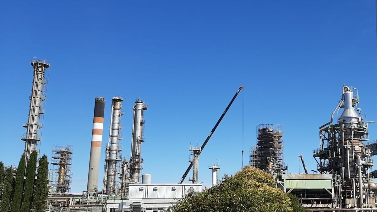 Refinería de Repsol de A Coruña, durante los trabajos de su parada técnica