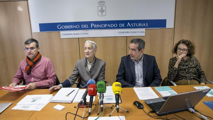 Por la izquierda, Pedro Pablo Rey, Carmen Suárez, Alberto Muñoz y Angélica Álvarez.