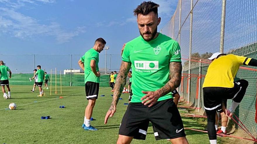 Josan, durante un entrenamiento en las instalaciones de La Finca en Algorfa.