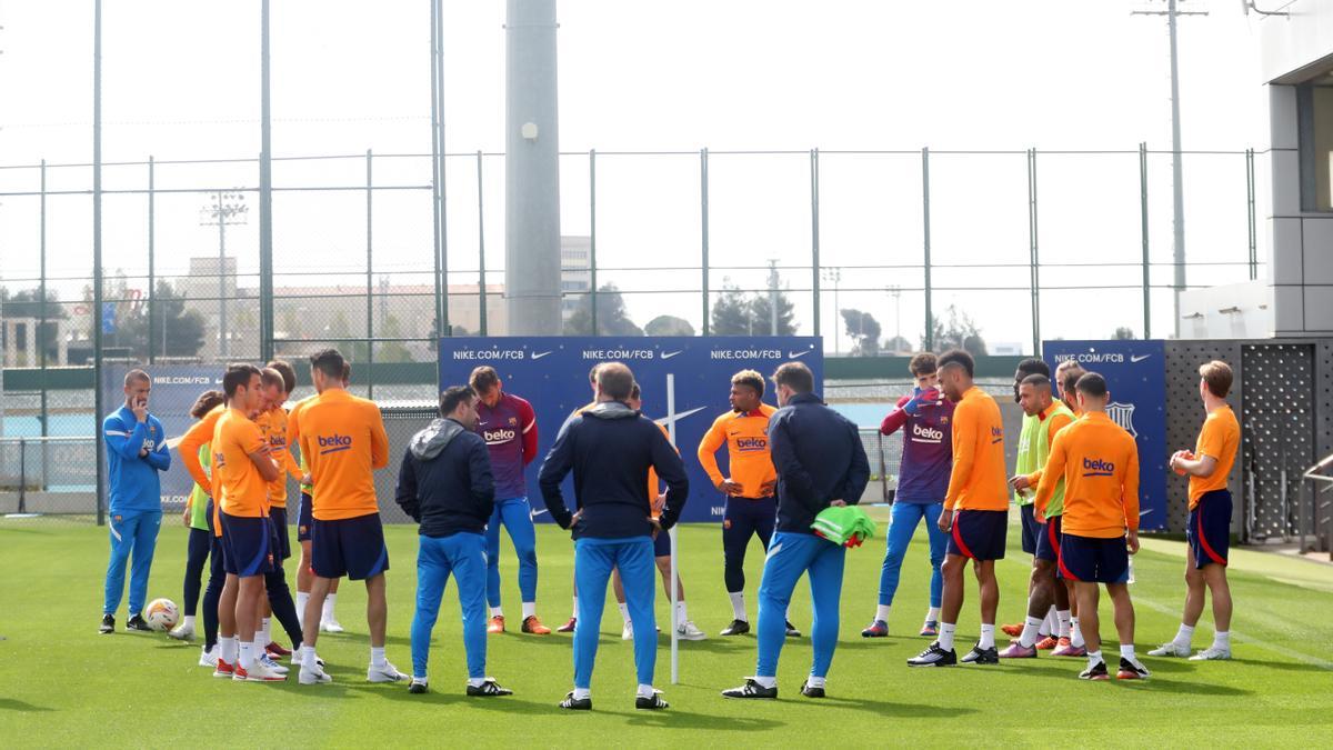 Regreso amargo del Barça a los entrenamientos con la novedad de Umtiti