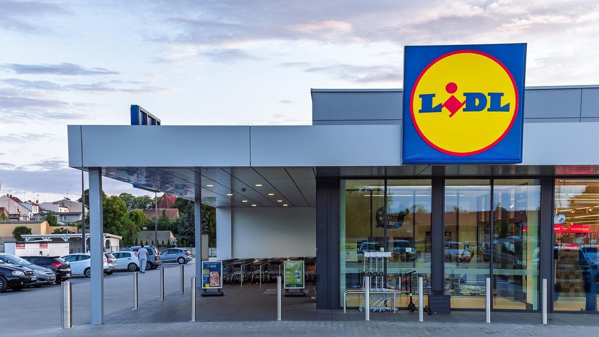 Mañana habrá colas en a Lidl para comprar la toalla de secado instantáneo que arrasa en otros países: adiós a la secadora y la humedad en el baño