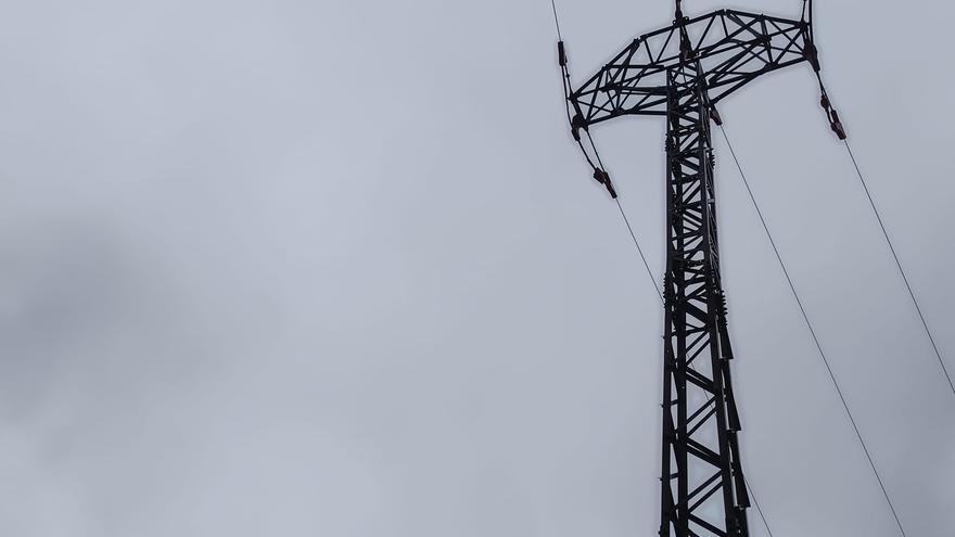 La tarifa regulada de luz pierde más clientes antes de reforzar su escudo contra subidas bruscas del precio