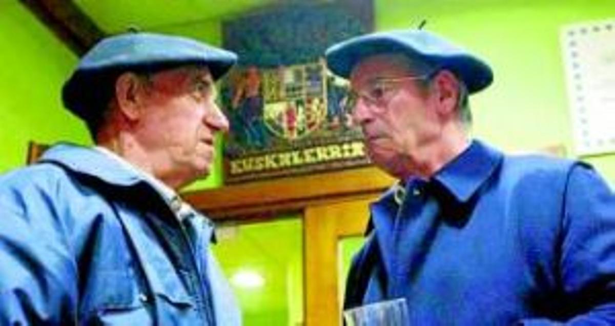 La RAE irrita a los ´abertzales´ al tildarlos de "radicales"