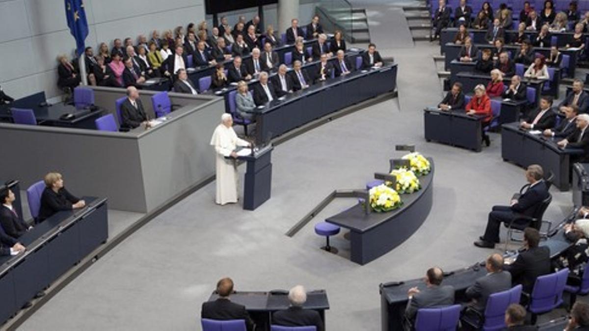 Benedicto XVI, en el parlamento alemán.