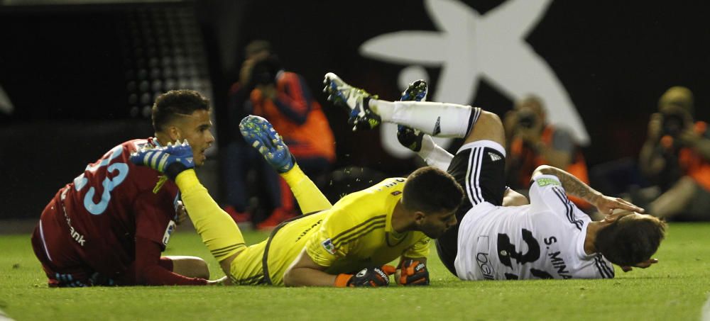 La impactante lesión en la cara de Santi Mina