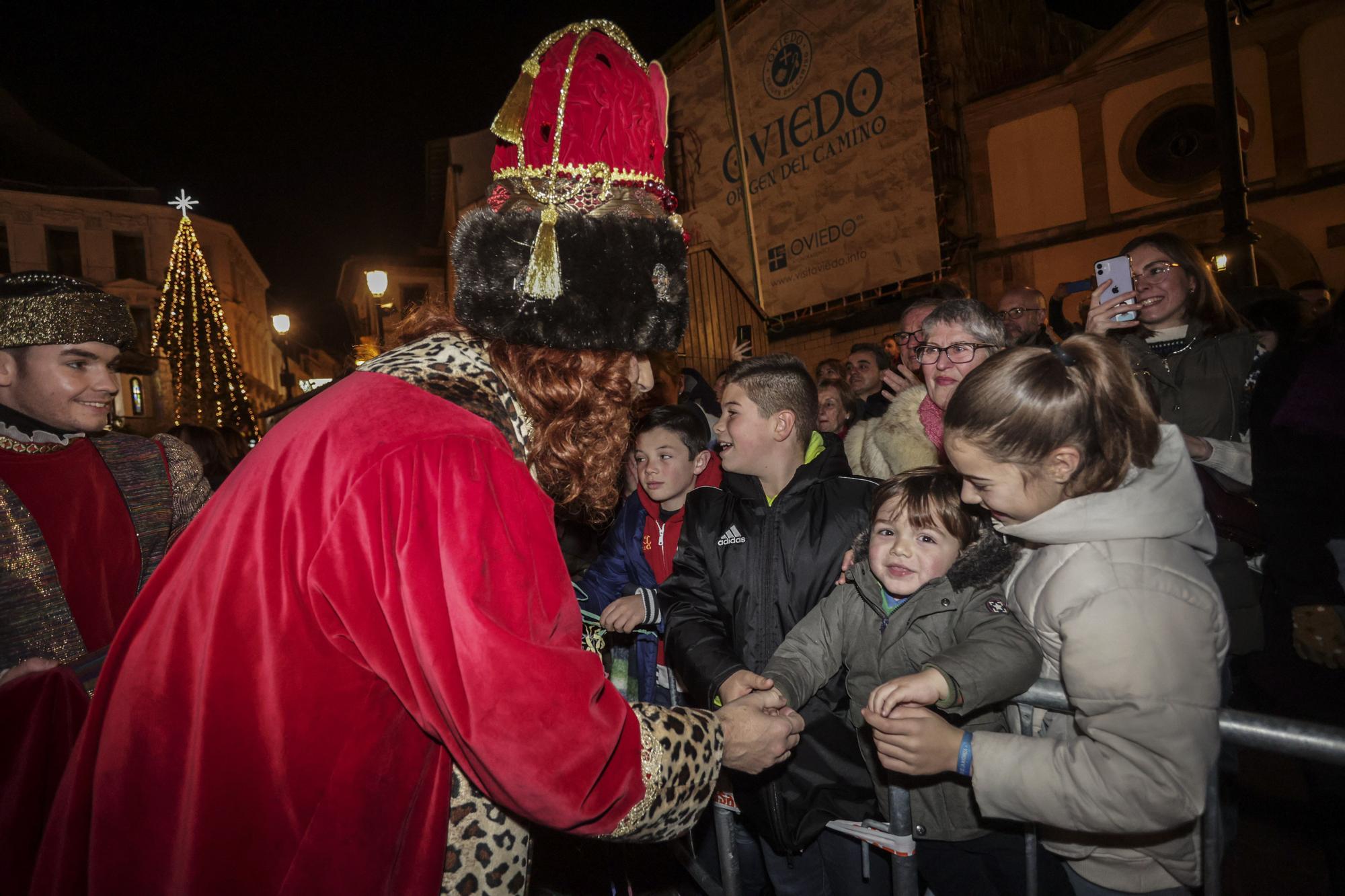 En imágenes: Así fue la multitudinaria cabalgata de Oviedo