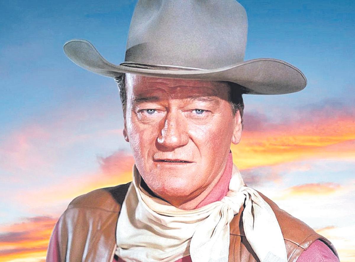El actor y director de cine estadounidense John Wayne.
