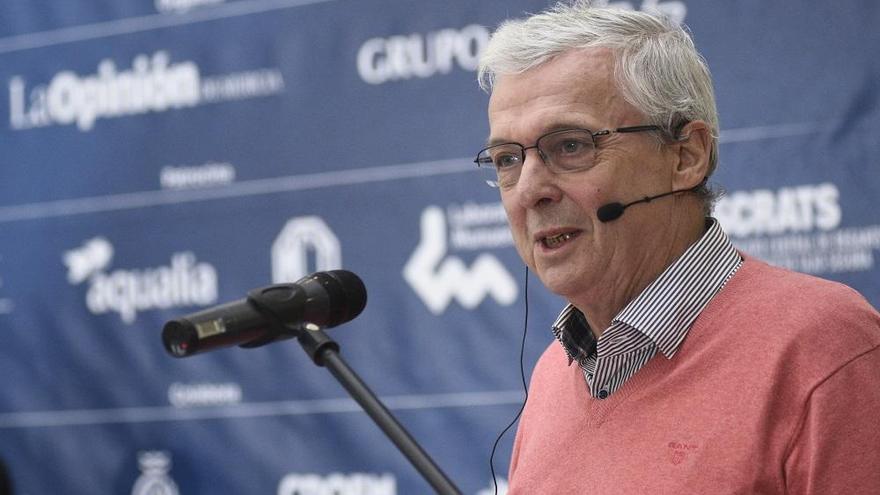 Peter Gammeltoft, durante su intervención en el Panel III.