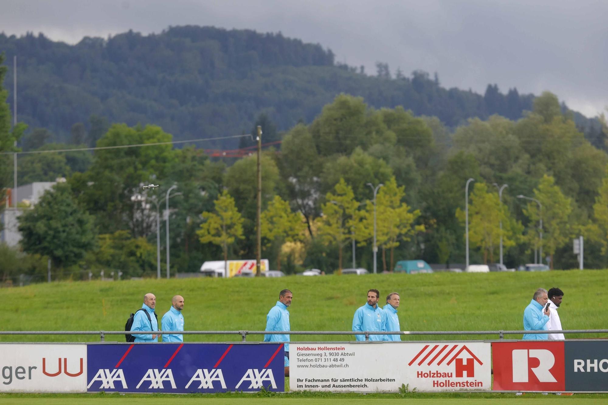 Diluvio en la última sesión de trabajo en Suiza