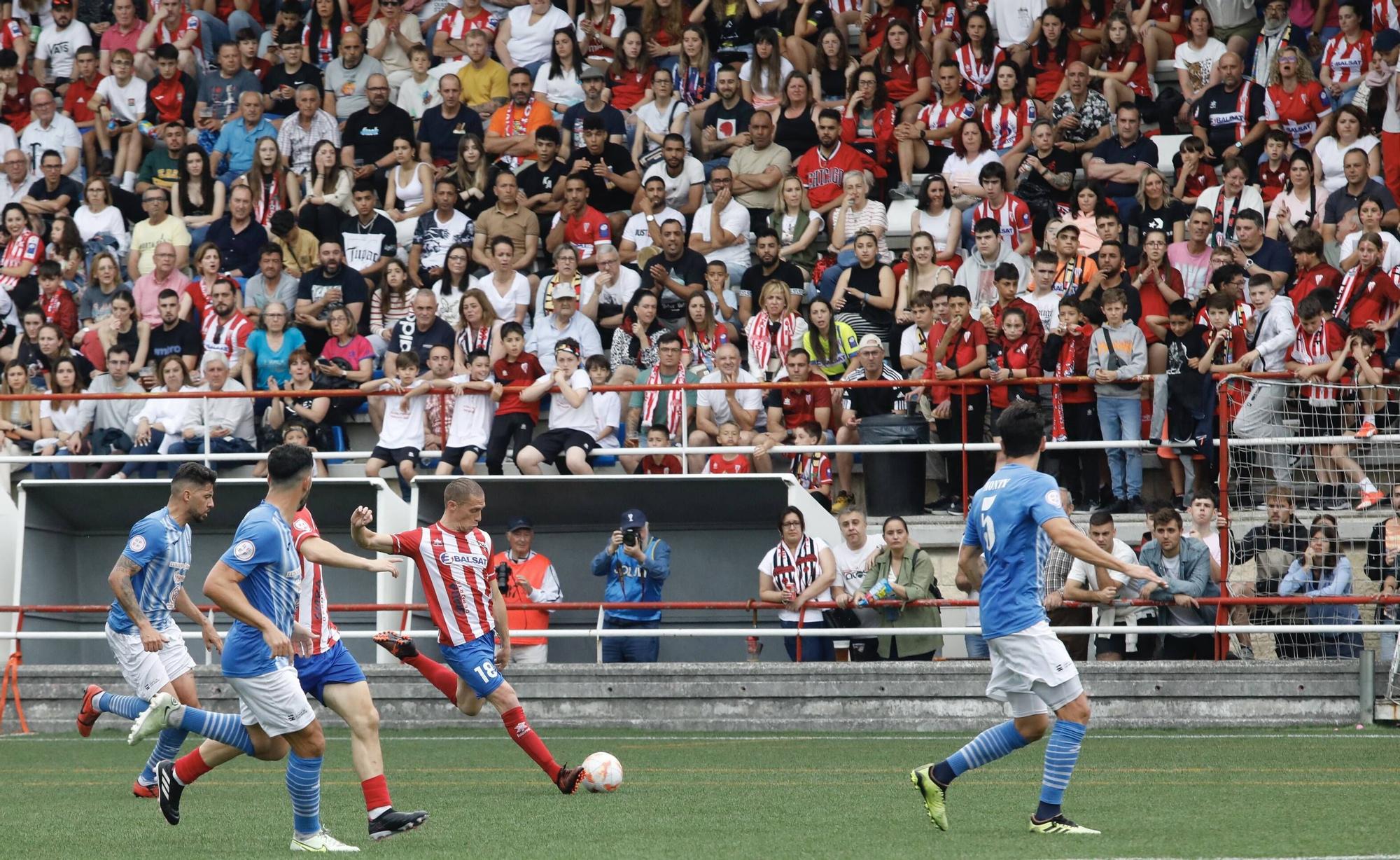 L'Entregu se queda con la miel en los labios: el conjunto del Nuevo Nalón cae por 2-0 ante La Unión y se queda sin ascenso