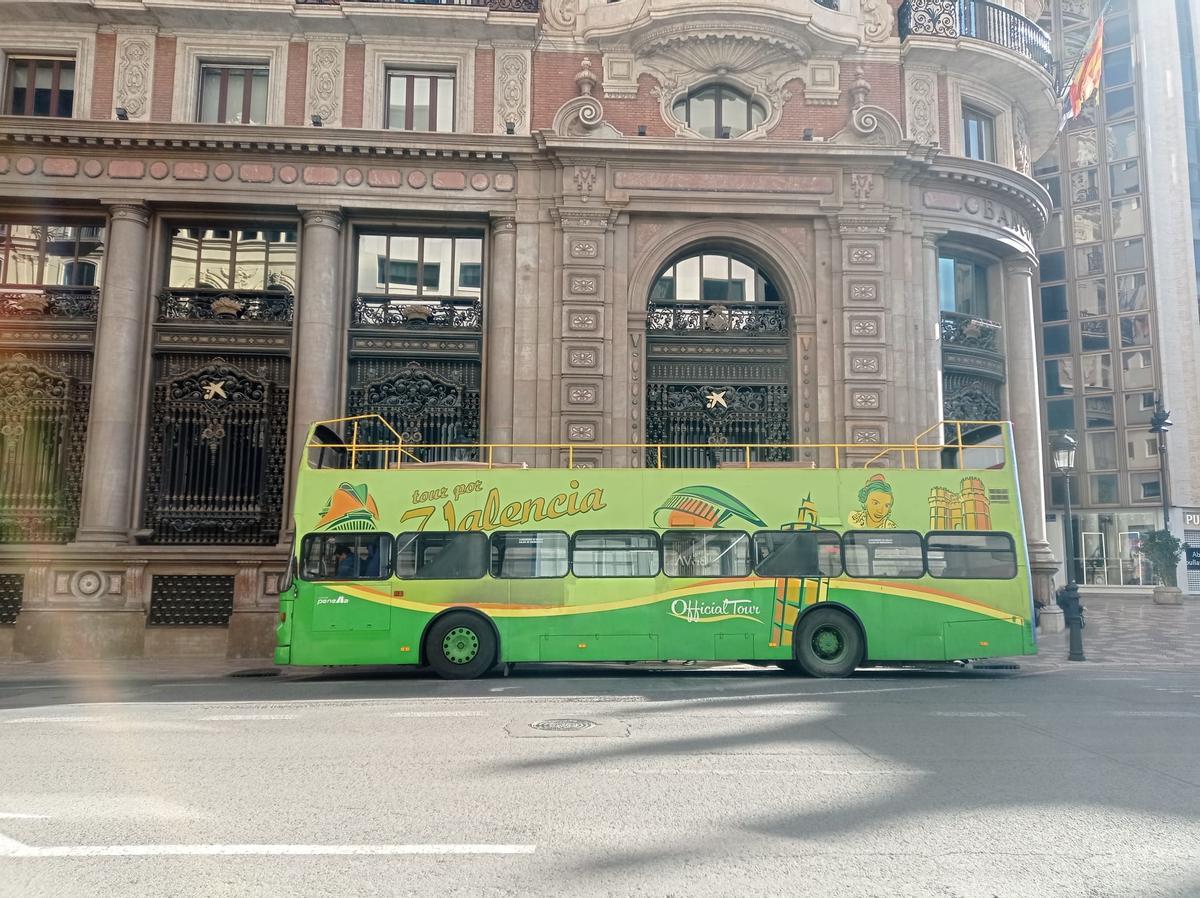 Uno de los buses turísticos del Cap i Casal
