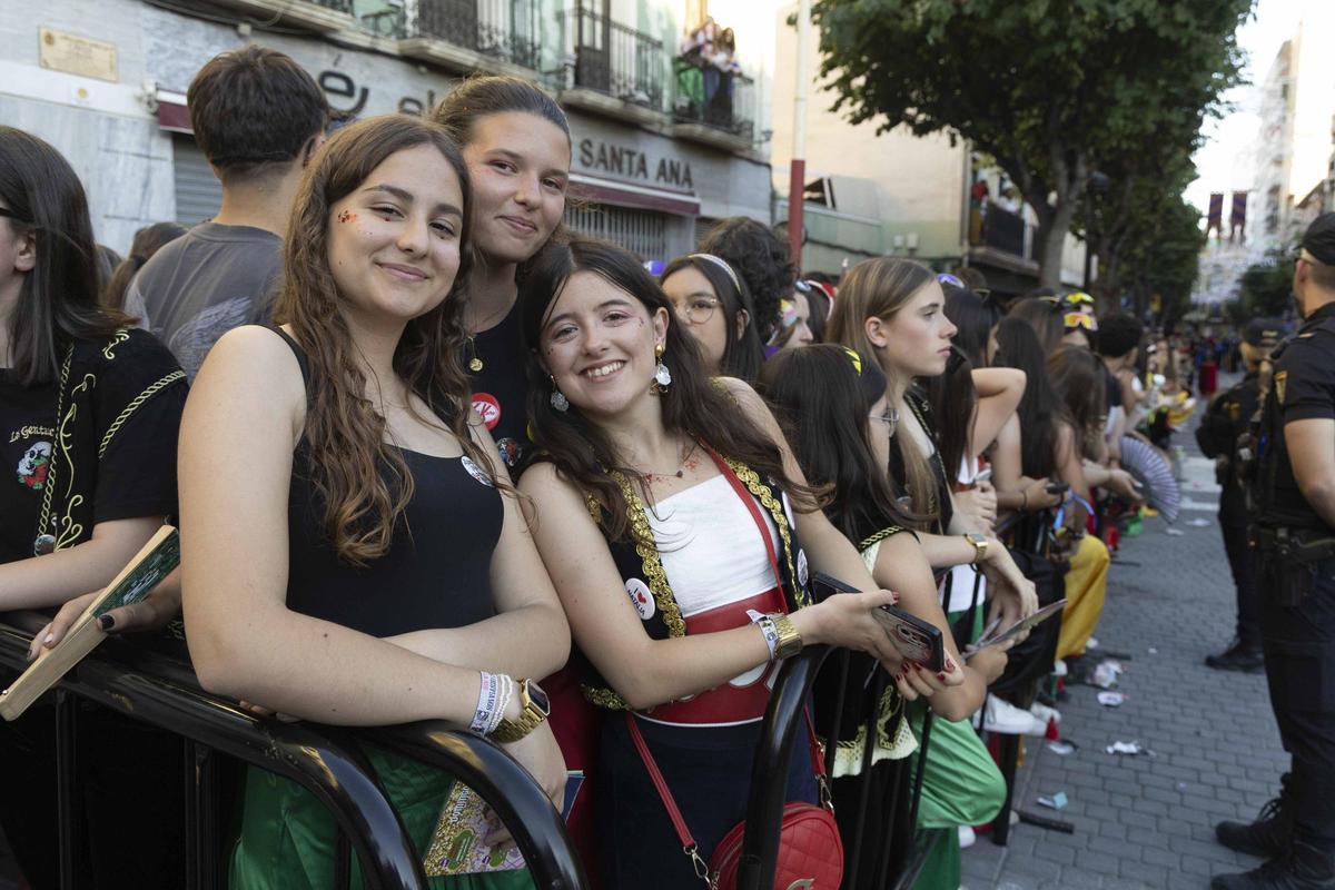 La fiesta estalla en Elda con el pasodoble "Idella"