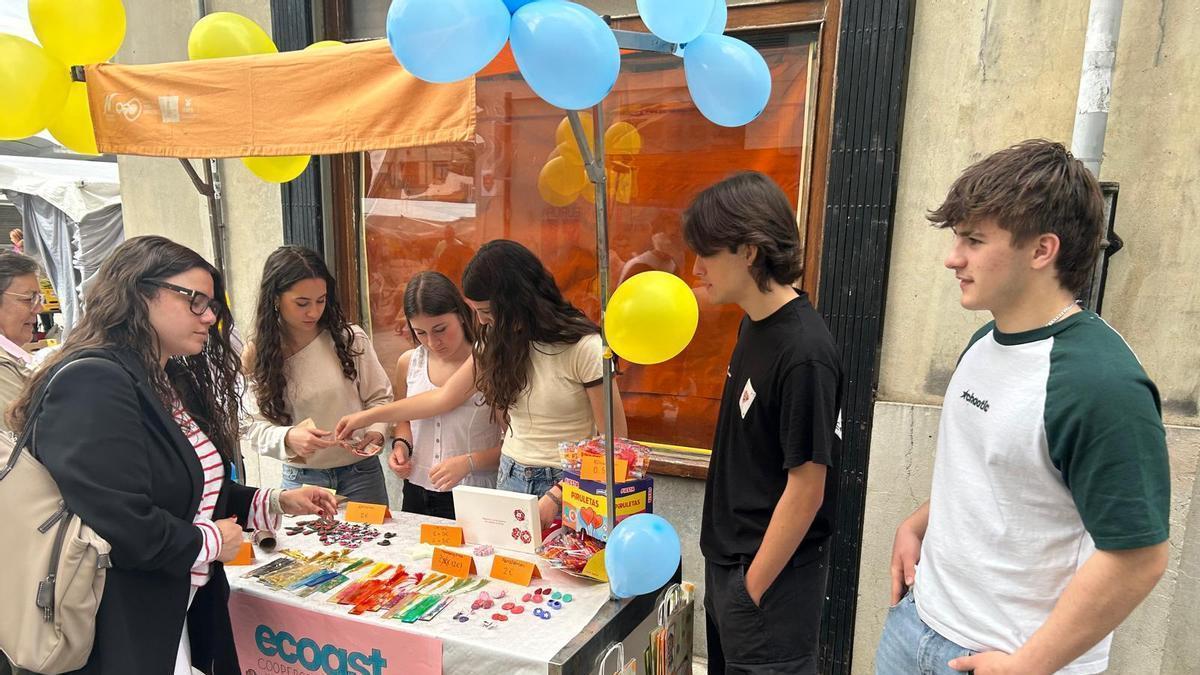 Mercado de cooperativas y asociaciones educativas, en una imagen de archivo.