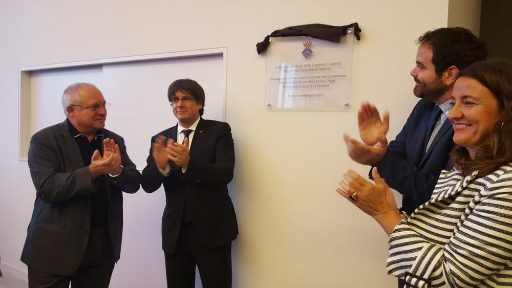 Puigdemont inaugura Cal Carrera, a Sallent