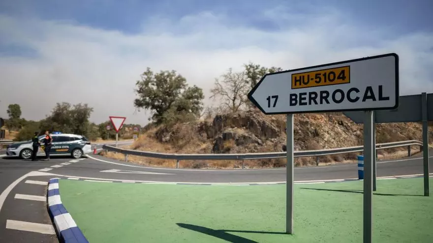VÍDEO | Berrocal (Huelva) destrozado por el incendio de Niebla