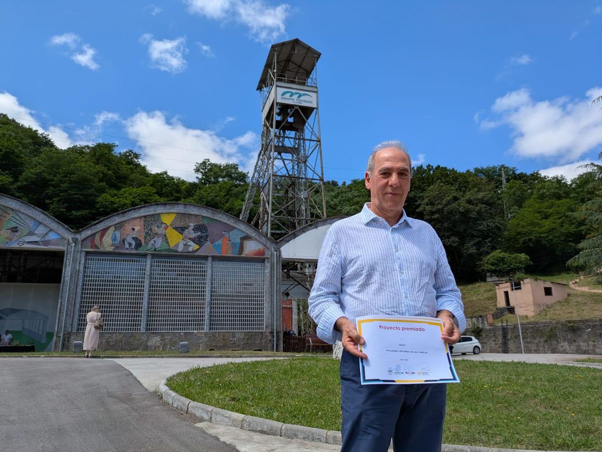 Carlos Muñiz, presidente de la Asociación Amicos, fue el ganador de &quot;Creciendo en Las Cuencas&quot;