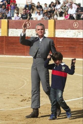 Corrida Benéfica en Los Felices