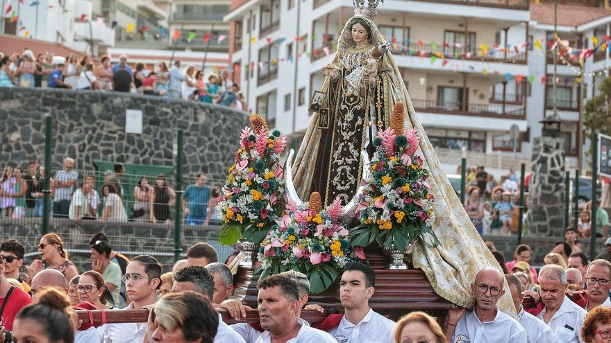 Las Fiestas del Carmen 2025 llenan de tradición y devoción los puertos de Canarias