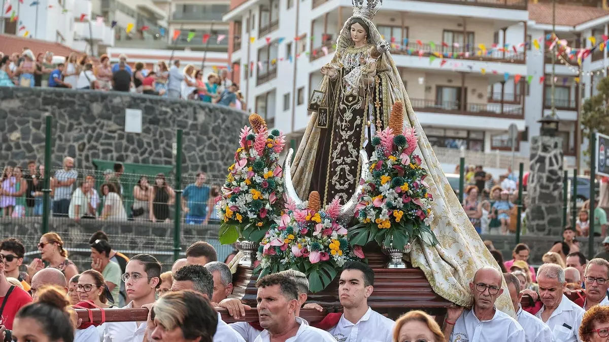 Las Fiestas del Carmen 2025 llenan de tradición y devoción los puertos de Canarias