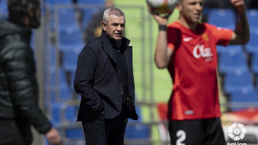 Mal debut de Javier Aguirre