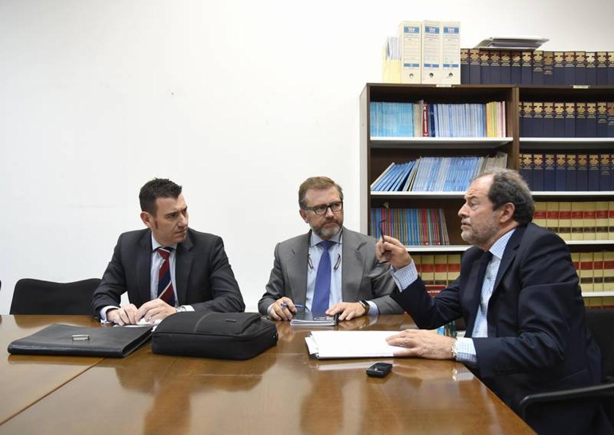 AUZSA y el consistorio aseguran que se instalarán los aseos