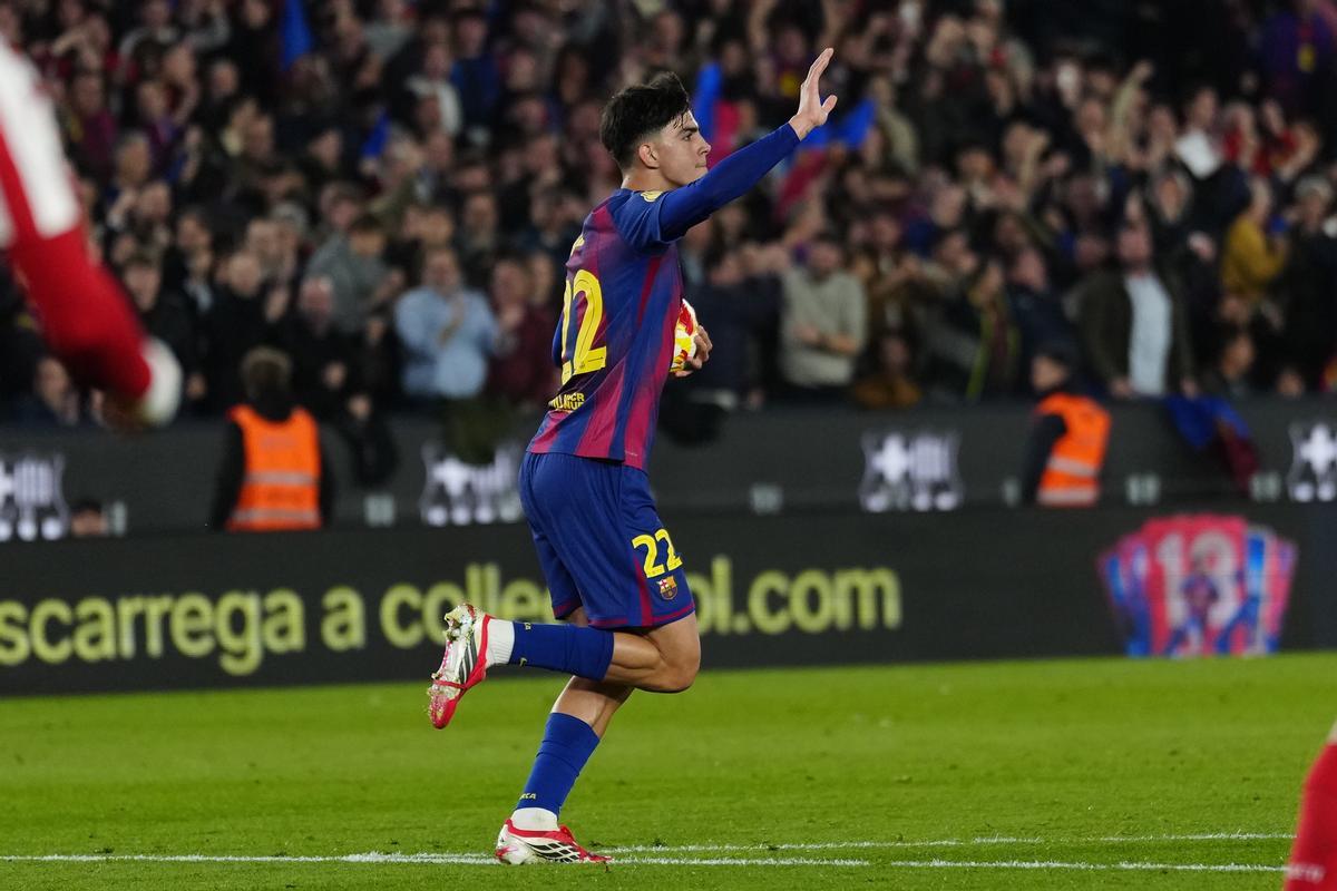 Marc Bernal, després d'un dels gols marcats dimarts al Camp Nou