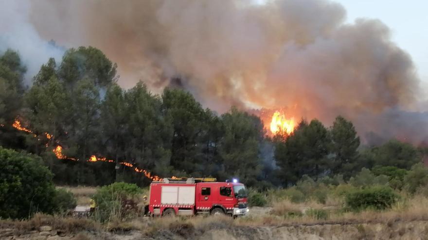 Imatge d&#039;arxiu de l&#039;ncendi a la zona del turó de les antenes de Sant Vicenç