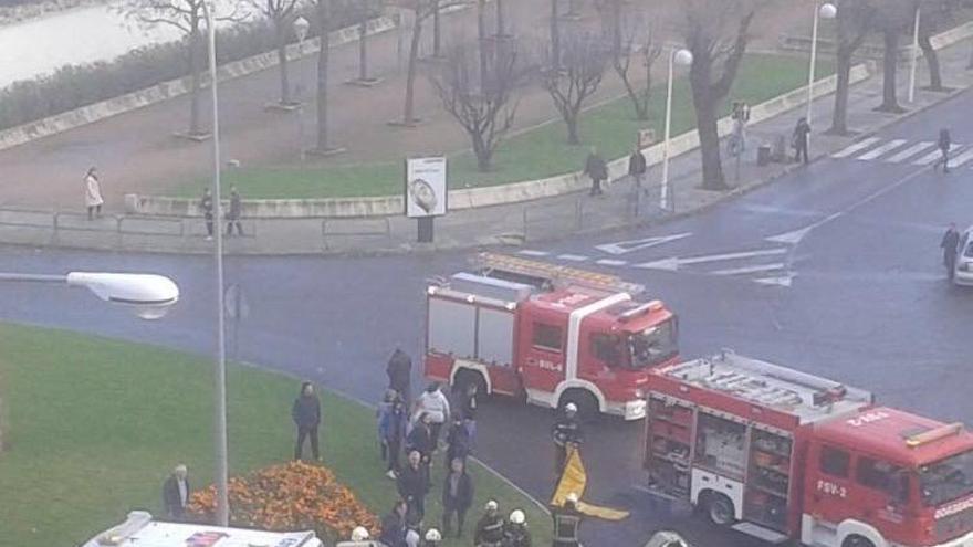 Un corte de luz provoca un accidente en la avenida de Barcelona