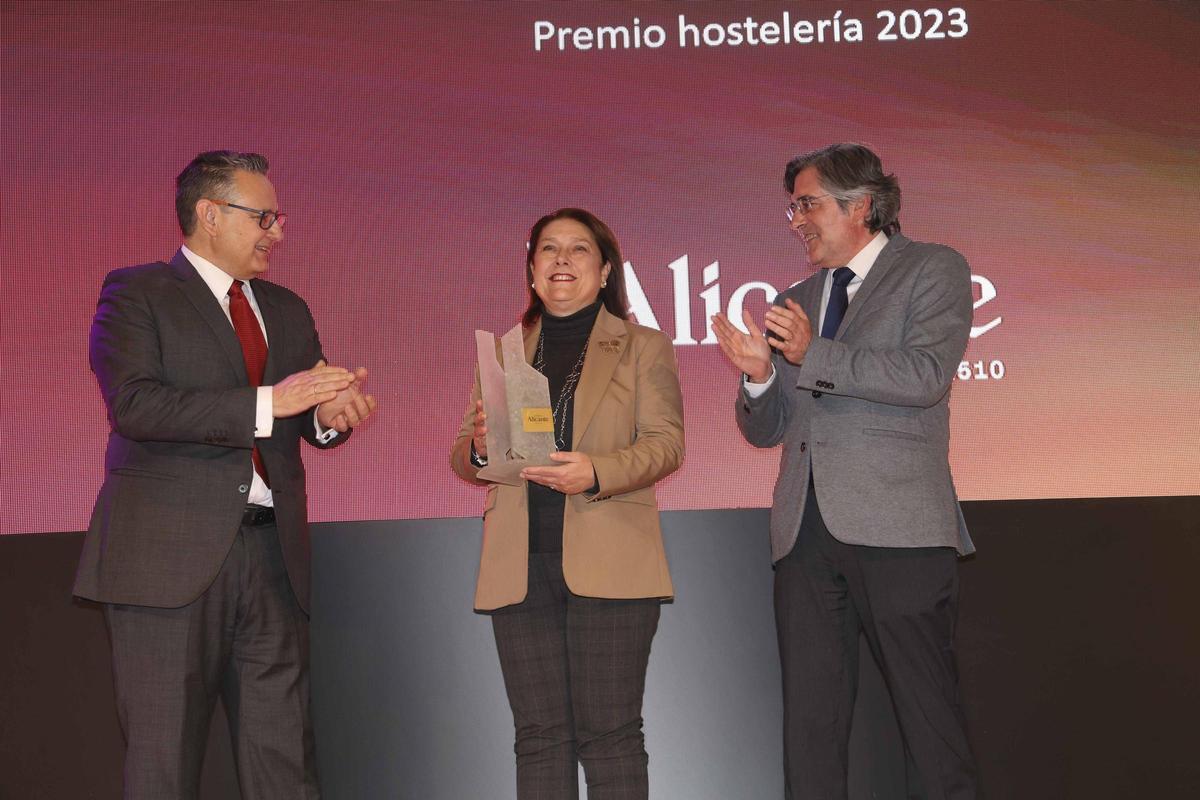 El Consejo Regulador de la Denominación de Origen Protegida Vinos de Alicante entrega sus premios anuales