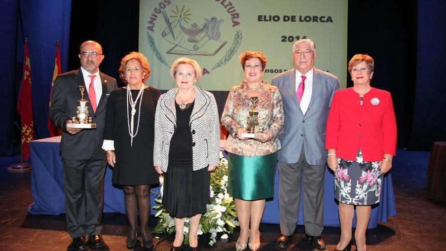 Mateo Ruiz y la AECC reciben sus Premios Elio 2016