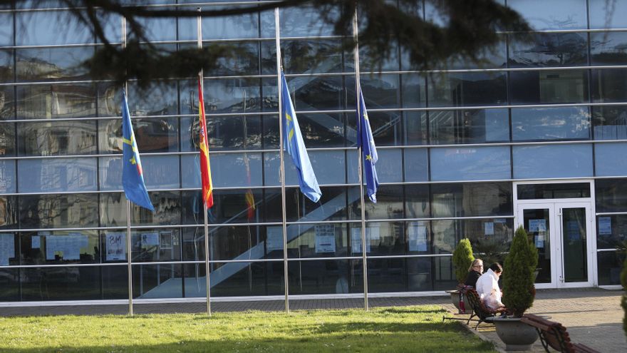 Gozón dispondrá de máquinas para que sus trabajadores fichen: “Es un derecho”